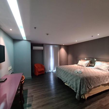 Flat Particular - Ap 102 - No Hotel Grand Mercure Бразилия Екстериор снимка